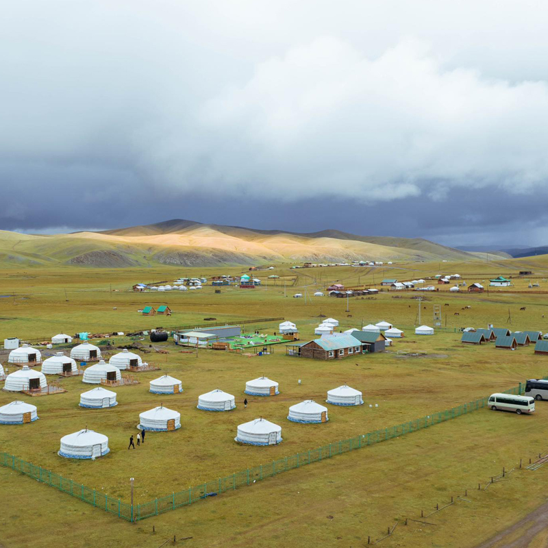 Монгол Гэрт байрлах багц үйлчилгээ